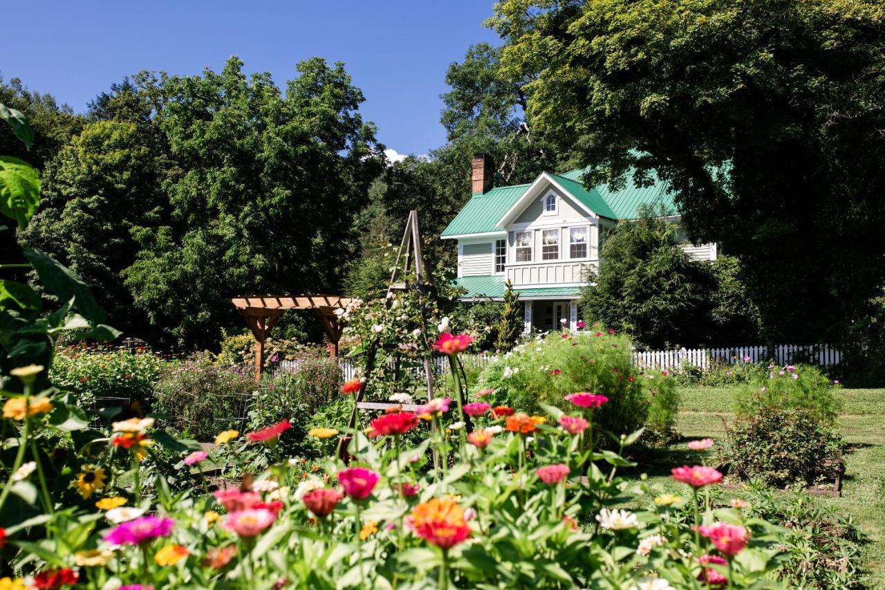 The Mast Farm Inn Banner Elk Exterior foto