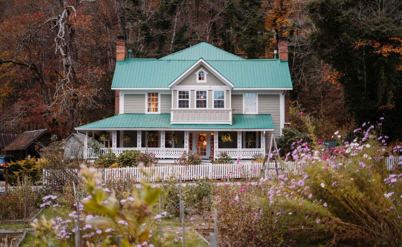 The Mast Farm Inn Banner Elk Exterior foto